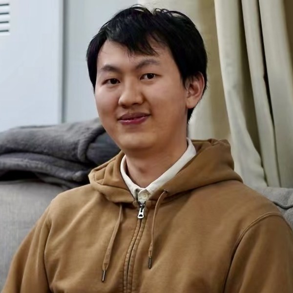 Photo of Tong Chen